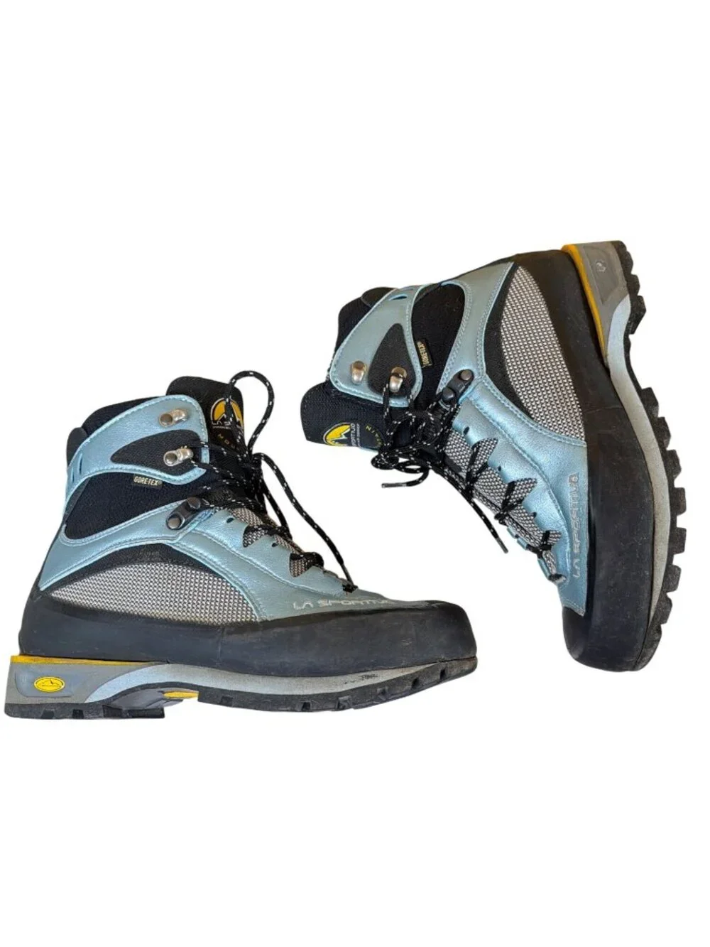 La Sportiva features lightweight